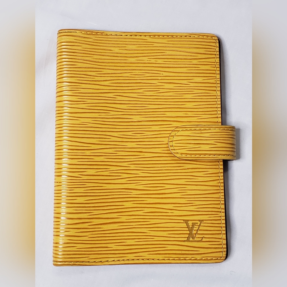 Louis Vuitton  Agenda PM in Yellow Epi Leather